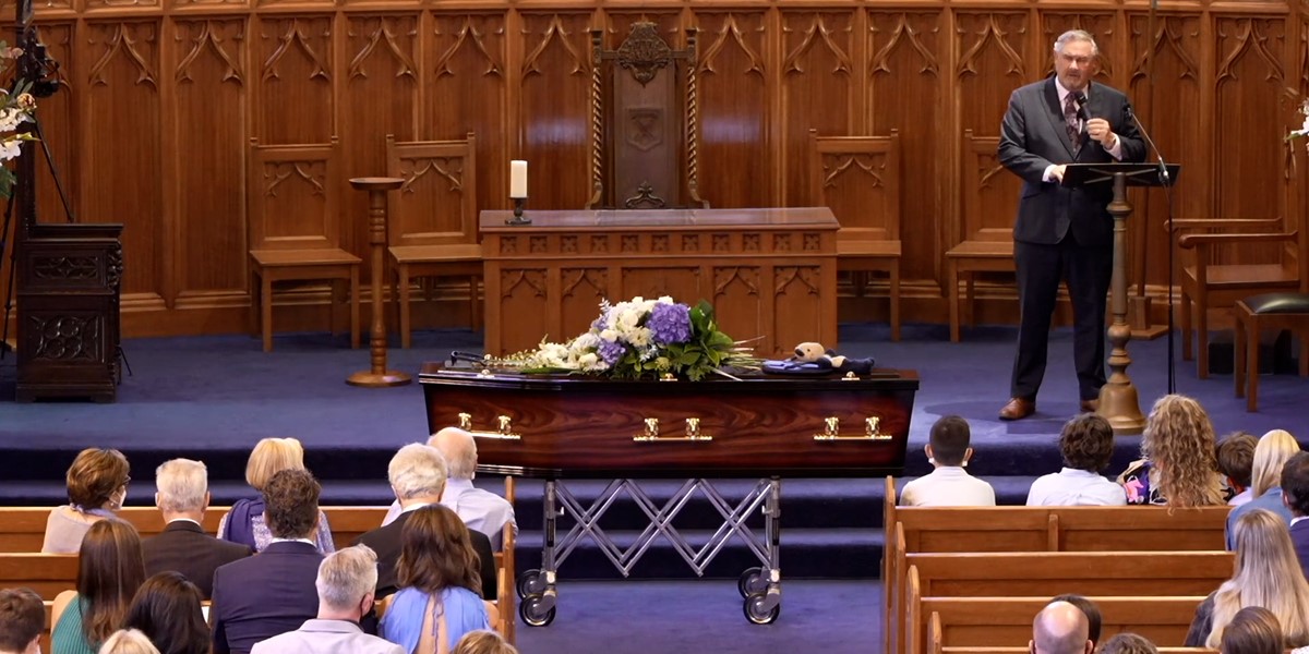 Writing a eulogy for a funeral