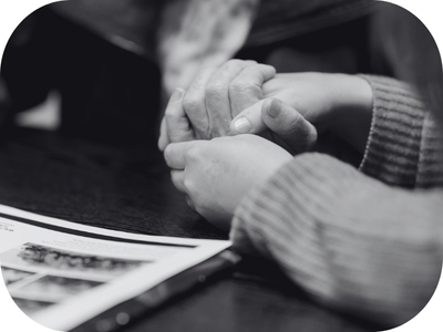 Contact Funeral Video Australia 7 days a week with our online support chat
